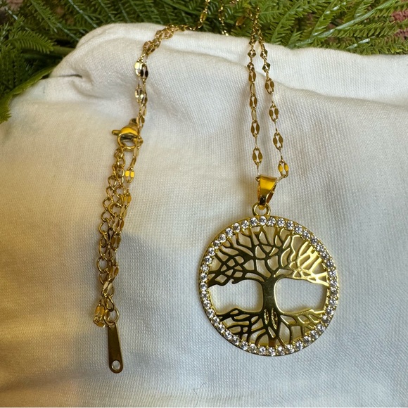 Elegant Tree of Life Necklace 18 inch - Picture 4 of 7